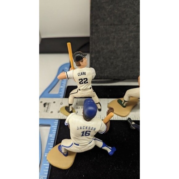 Starting Lineup Figurines (Set of 7) Adjustable MLB, NBA, NFL - Picture 3 of 11